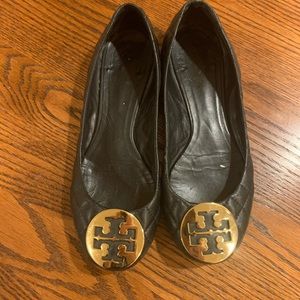 Tory Burch black quilted Reva flat size 6